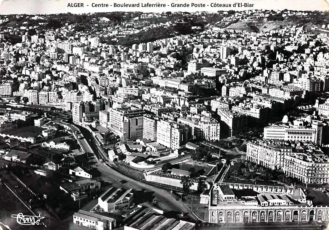 Alger  -  Vue aerienne - Grande Poste - Boulevard Laferriere - Coteaux d'El-Biar.jpg